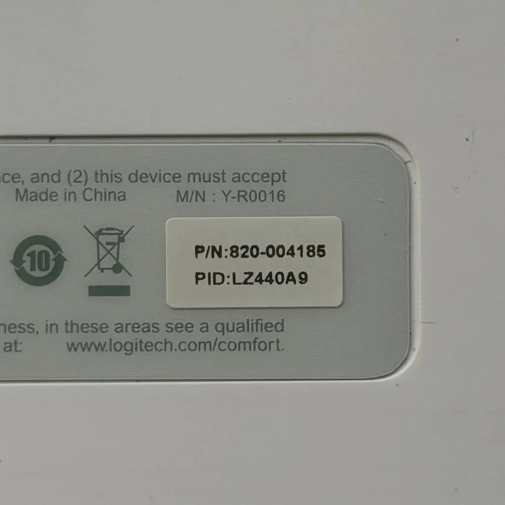 Logitech K750 Mac Edition Wireless Solar Keyboard With Unifying Receiver Dongle